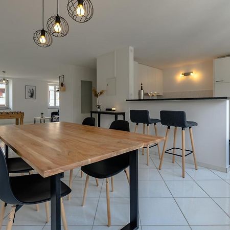 Apartment In The City Center With Free Parking Биль Экстерьер фото