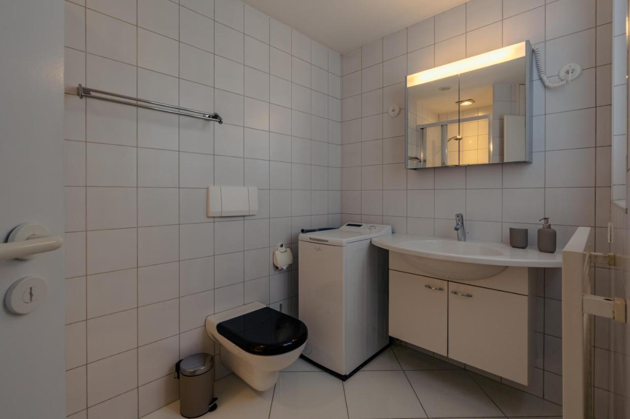 Apartment In The City Center With Free Parking Биль Экстерьер фото