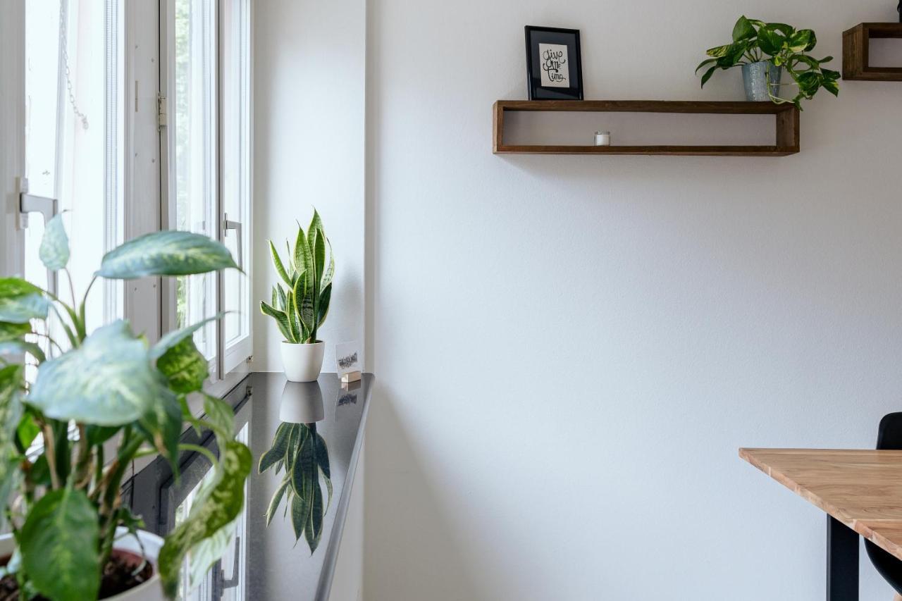 Apartment In The City Center With Free Parking Биль Экстерьер фото