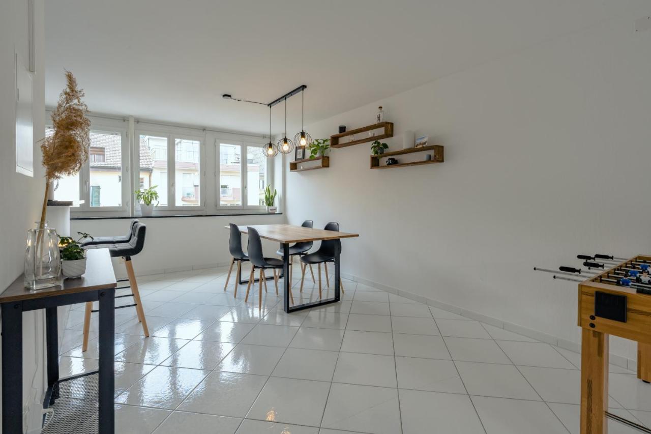 Apartment In The City Center With Free Parking Биль Экстерьер фото