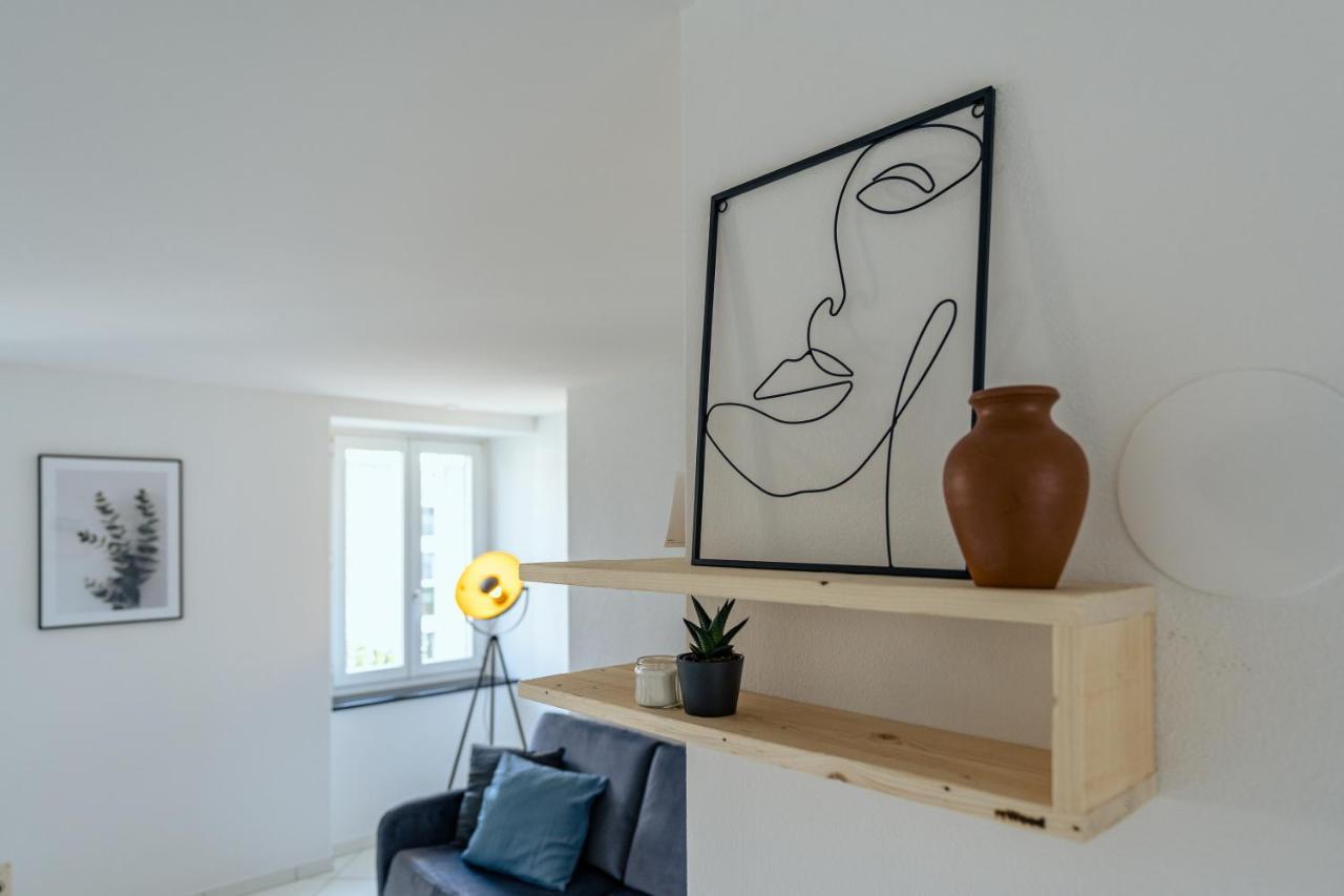 Apartment In The City Center With Free Parking Биль Экстерьер фото
