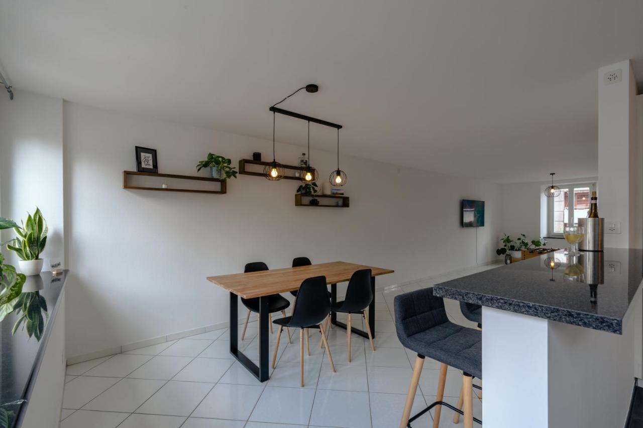 Apartment In The City Center With Free Parking Биль Экстерьер фото