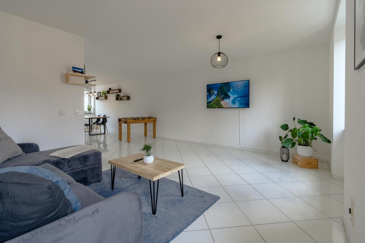 Apartment In The City Center With Free Parking Биль Экстерьер фото