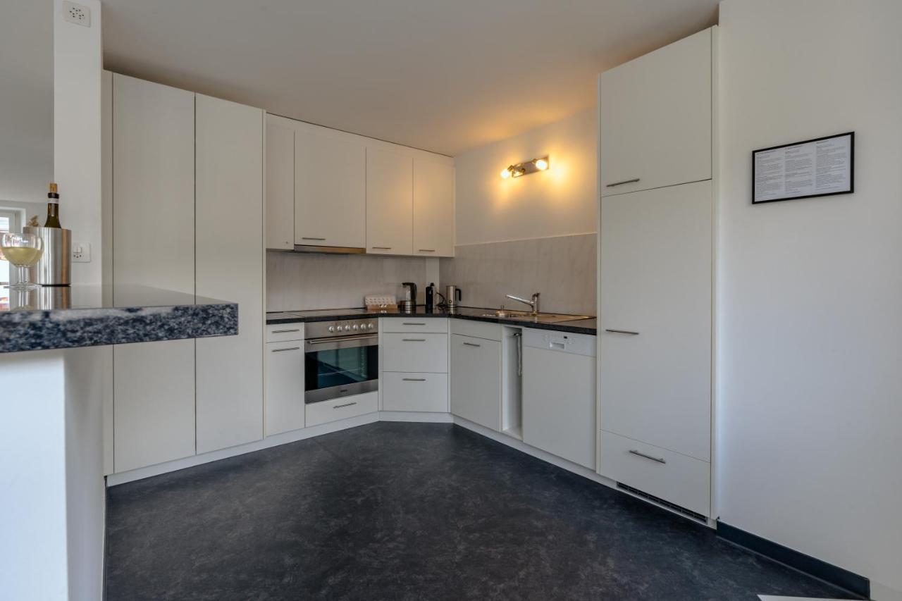 Apartment In The City Center With Free Parking Биль Экстерьер фото